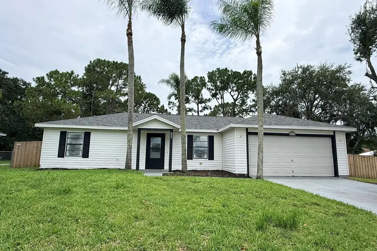 1898 SW LOFGREN Avenue, Port St. Lucie FL 34953