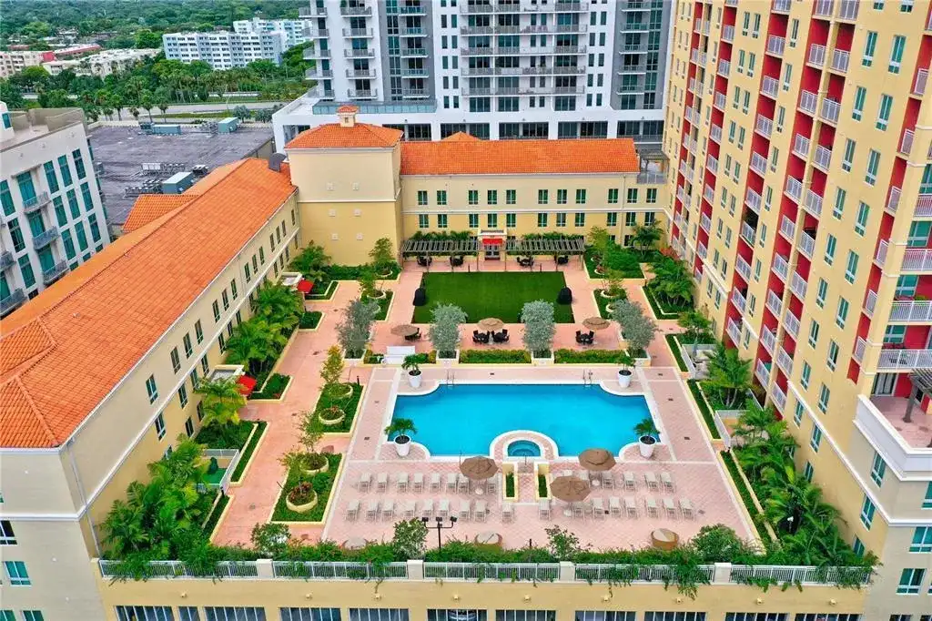 7355 SW 89th Street # 427N, Miami FL 33156