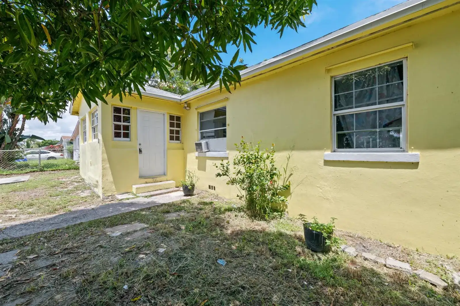 616 W 5TH Street, Riviera Beach FL 33404 photo 5