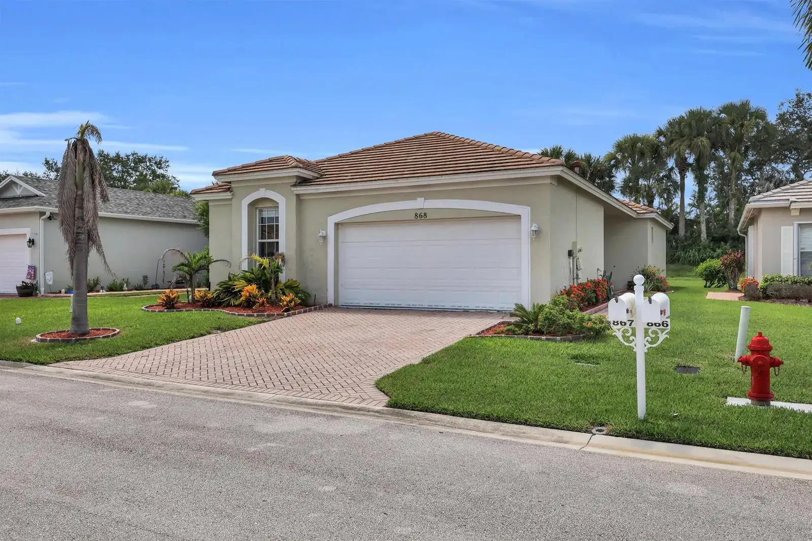 868 SW Rocky Bayou Terrace, Port St. Lucie FL 34986 photo 2