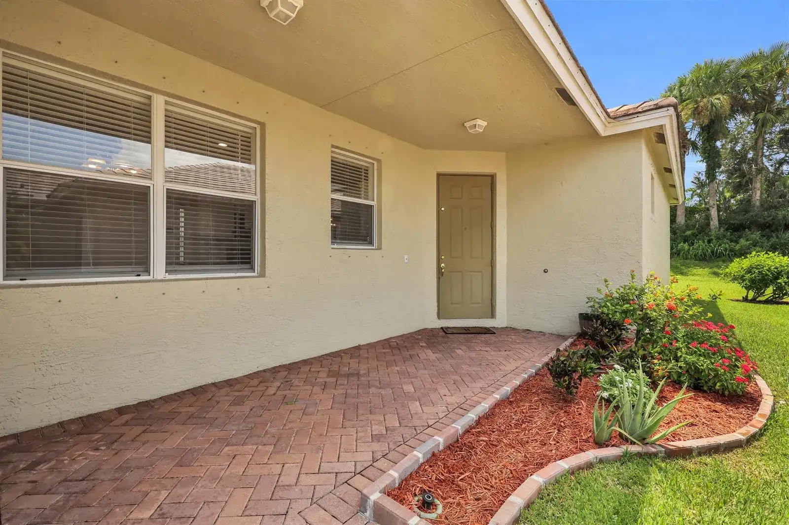 868 SW Rocky Bayou Terrace, Port St. Lucie FL 34986 photo 4
