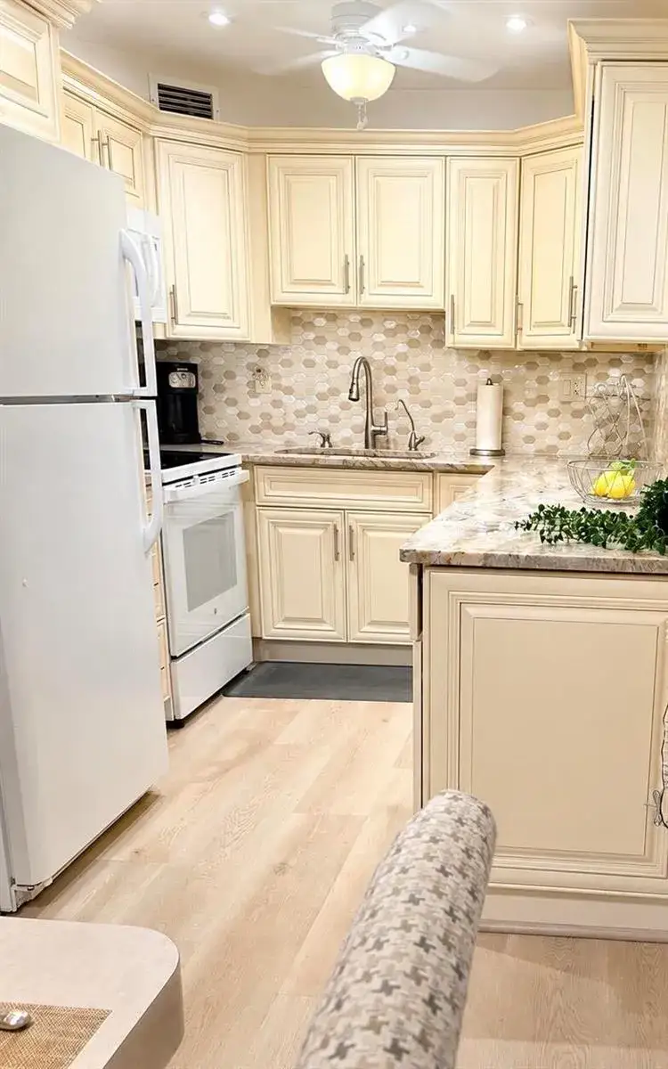 178 FLANDERS D Drive # 178, Delray Beach FL 33484