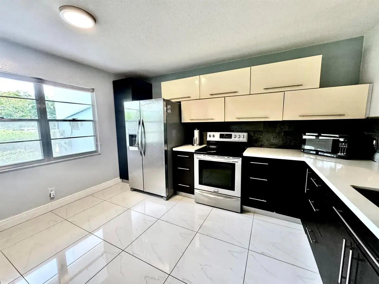 12600 SW 5TH Court # 109L, Pembroke Pines FL 33027 photo 4