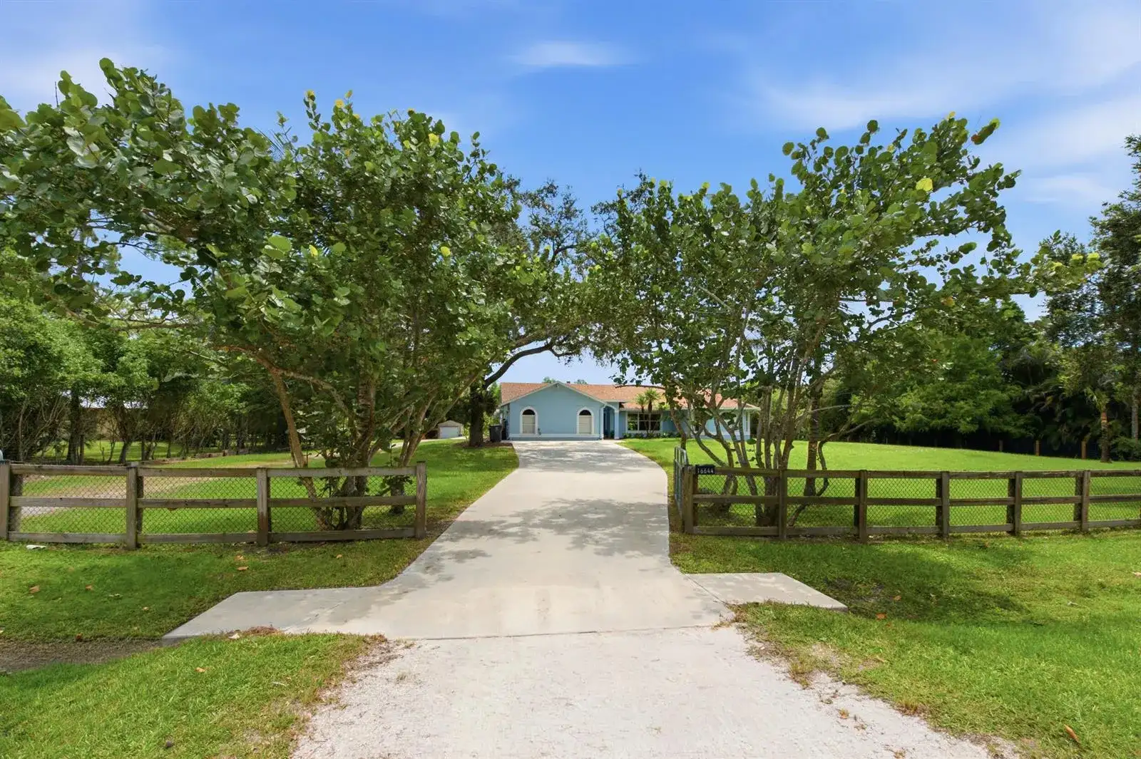 16644 122nd Drive N, Jupiter FL 33478 photo 3
