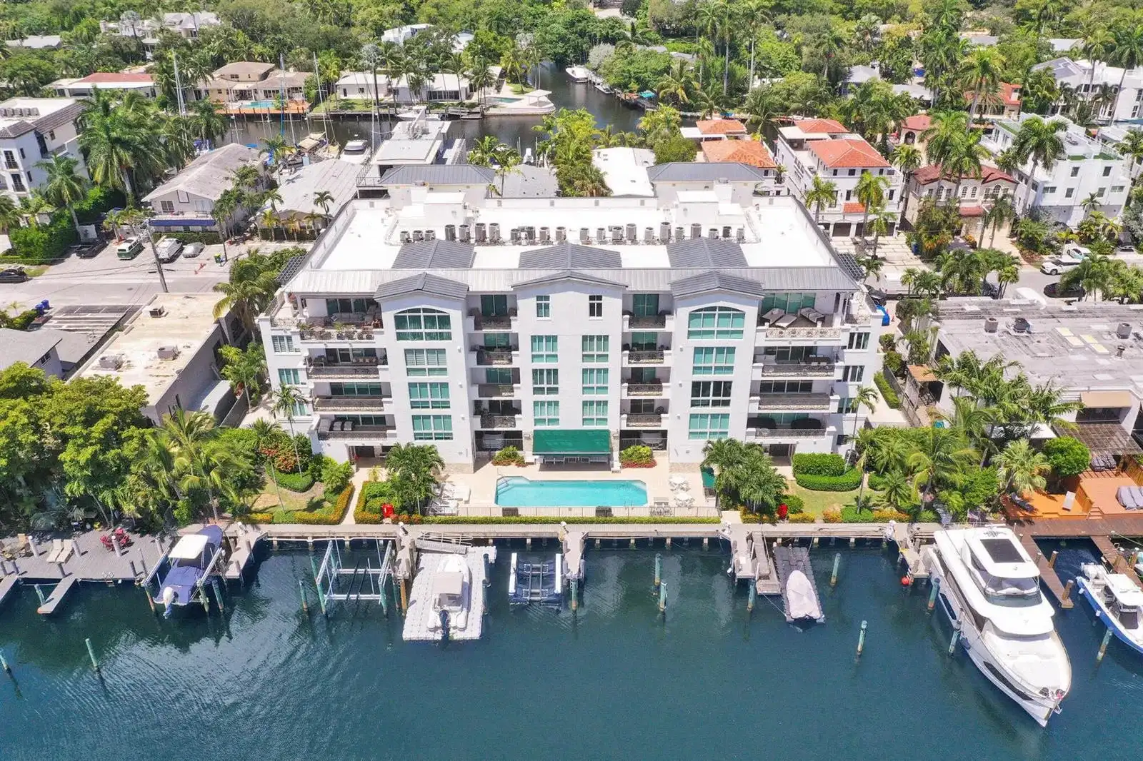 410 Hendricks Isle # 203, Fort Lauderdale FL 33301
