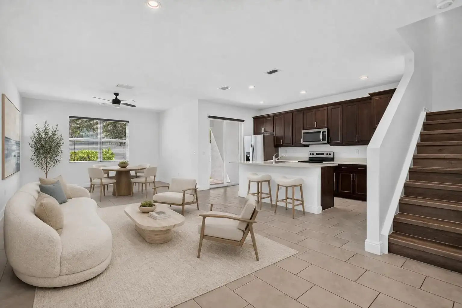 543 Parsons Way, Deerfield Beach FL 33442 photo 2