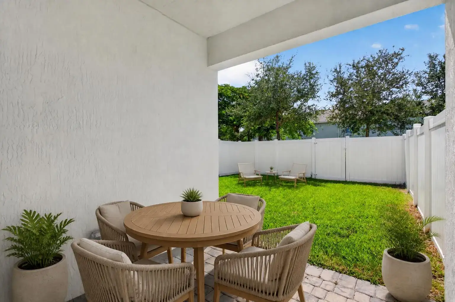 543 Parsons Way, Deerfield Beach FL 33442 photo 3