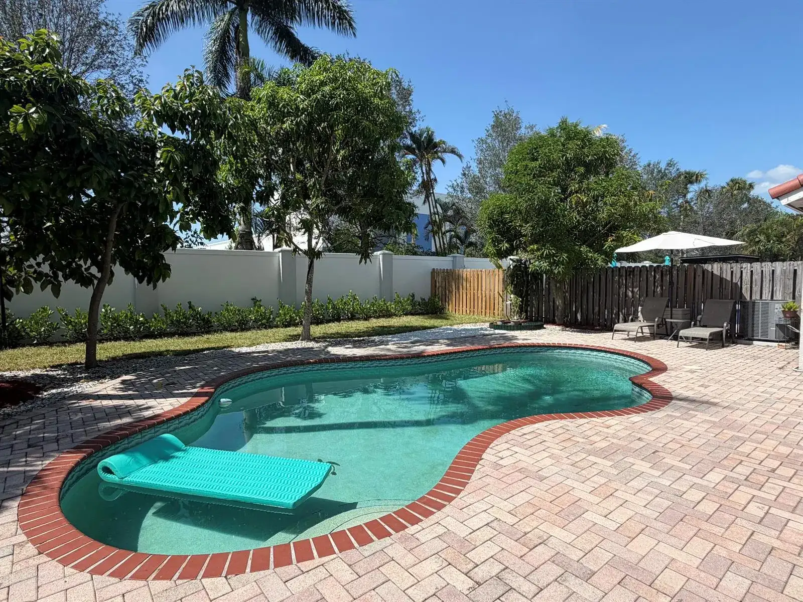 4742 NW 5th Court, Coconut Creek FL 33063 photo 2