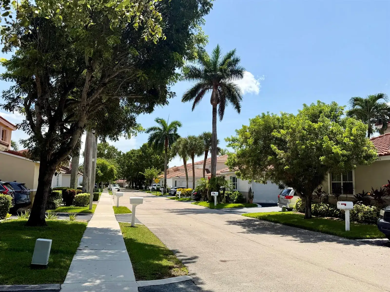 4742 NW 5th Court, Coconut Creek FL 33063 photo 4