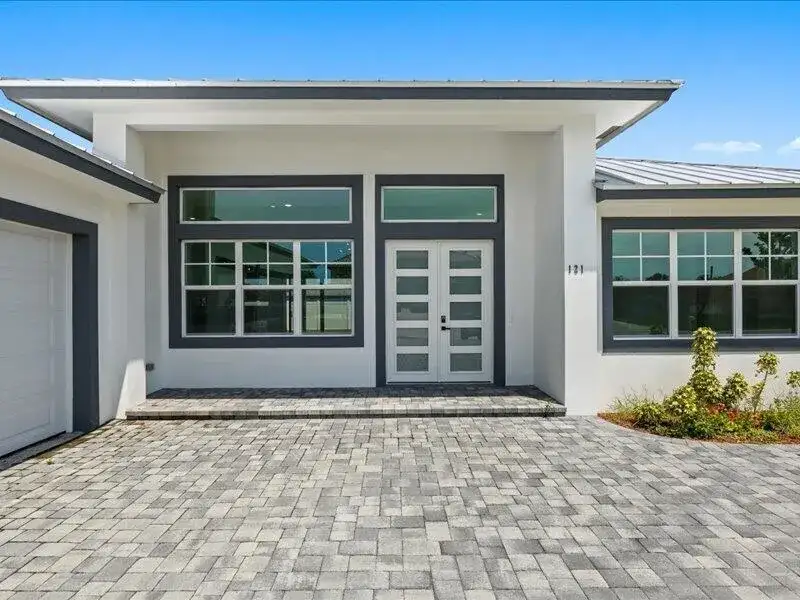 121 SW SEA LION Road, Port St. Lucie FL 34953 photo 3