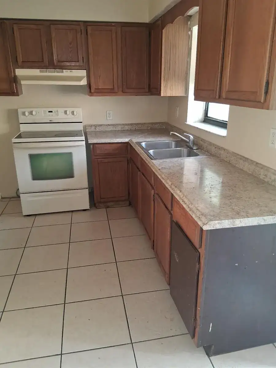 2901 AVENUE D, Fort Pierce FL 34947 photo 5
