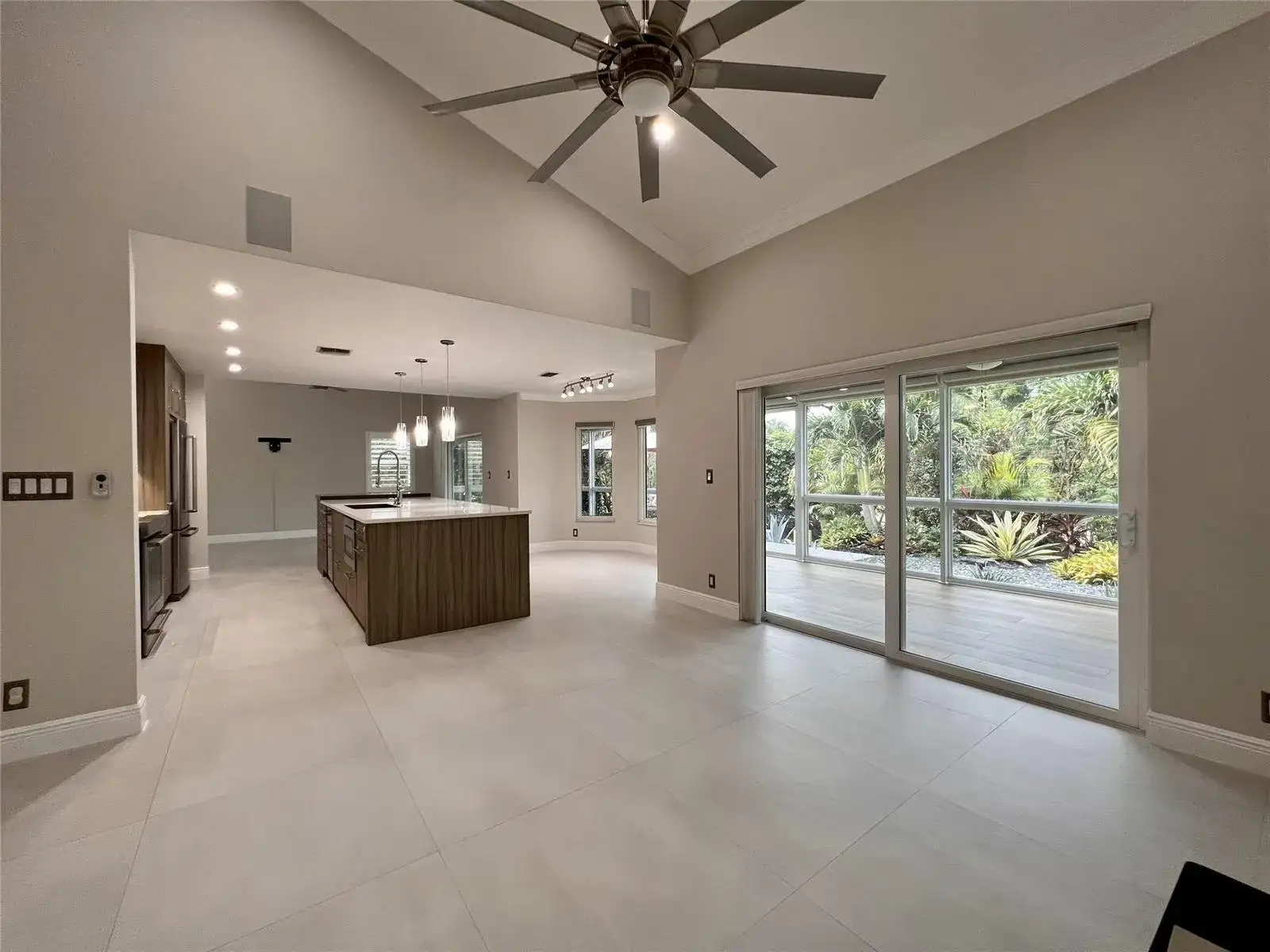 720 BIRDIE Court, Delray Beach FL 33445 photo 2