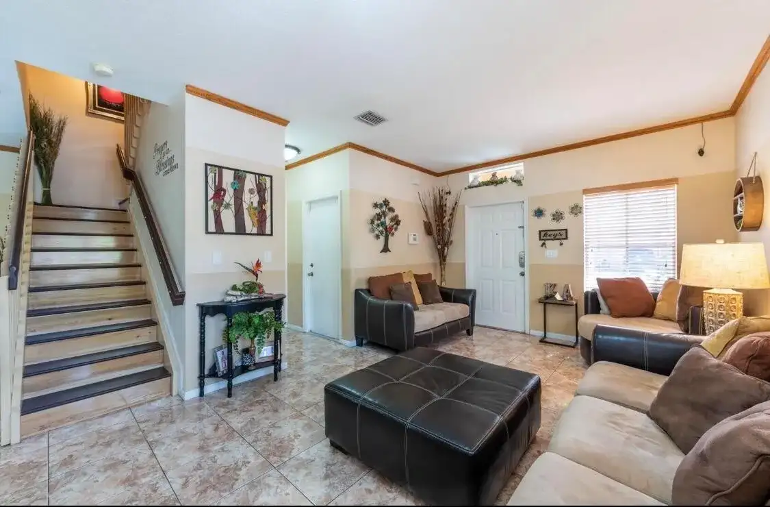 116 S Palm Villas Way, Palm Springs FL 33461 photo 3