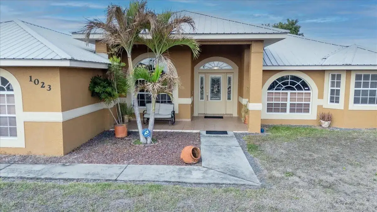 1023 Caribbean Avenue, Clewiston FL 33440 photo 5