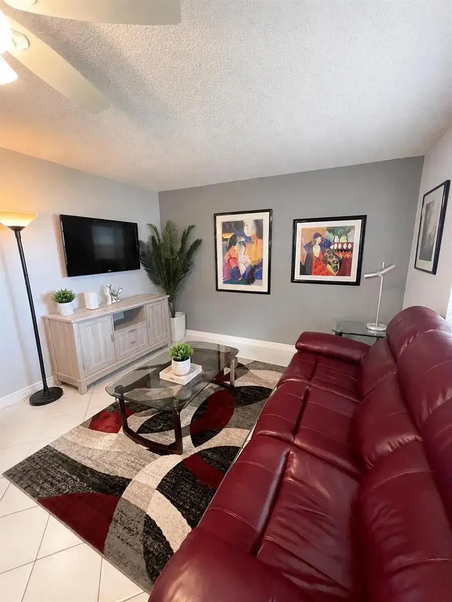 258 BURGUNDY F, Delray Beach FL 33484 photo 2