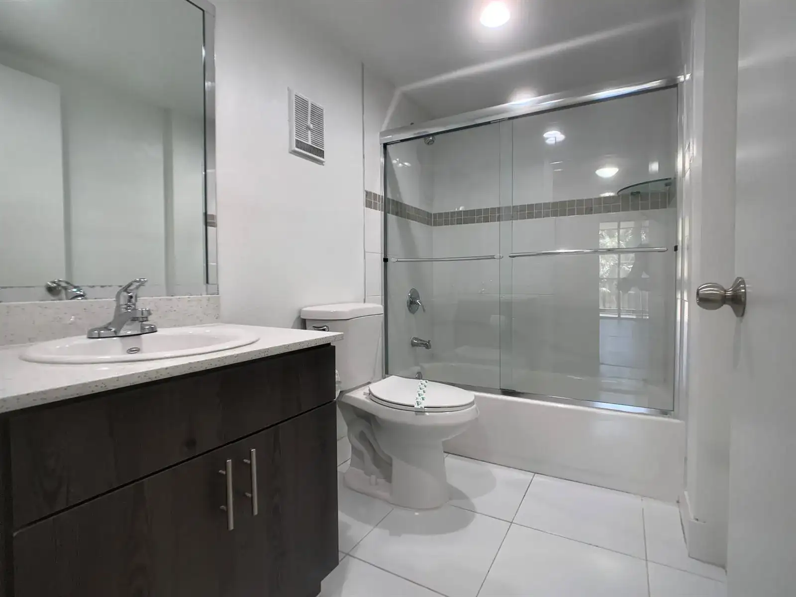 16900 N Bay Road # 507, Sunny Isles Beach FL 33160 photo 4