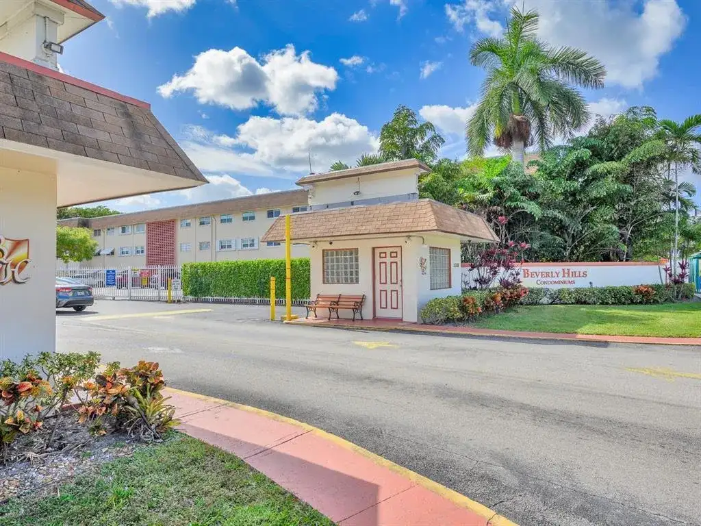 5300 Washington Street # P131, Hollywood FL 33021 photo 2