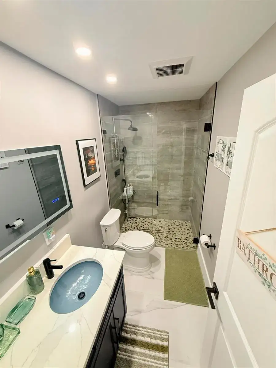 631 NW 39th Street, Oakland Park FL 33309 photo 2