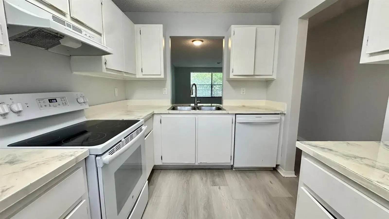 11464 NW 39th Street # 11464, Coral Springs FL 33065 photo 2