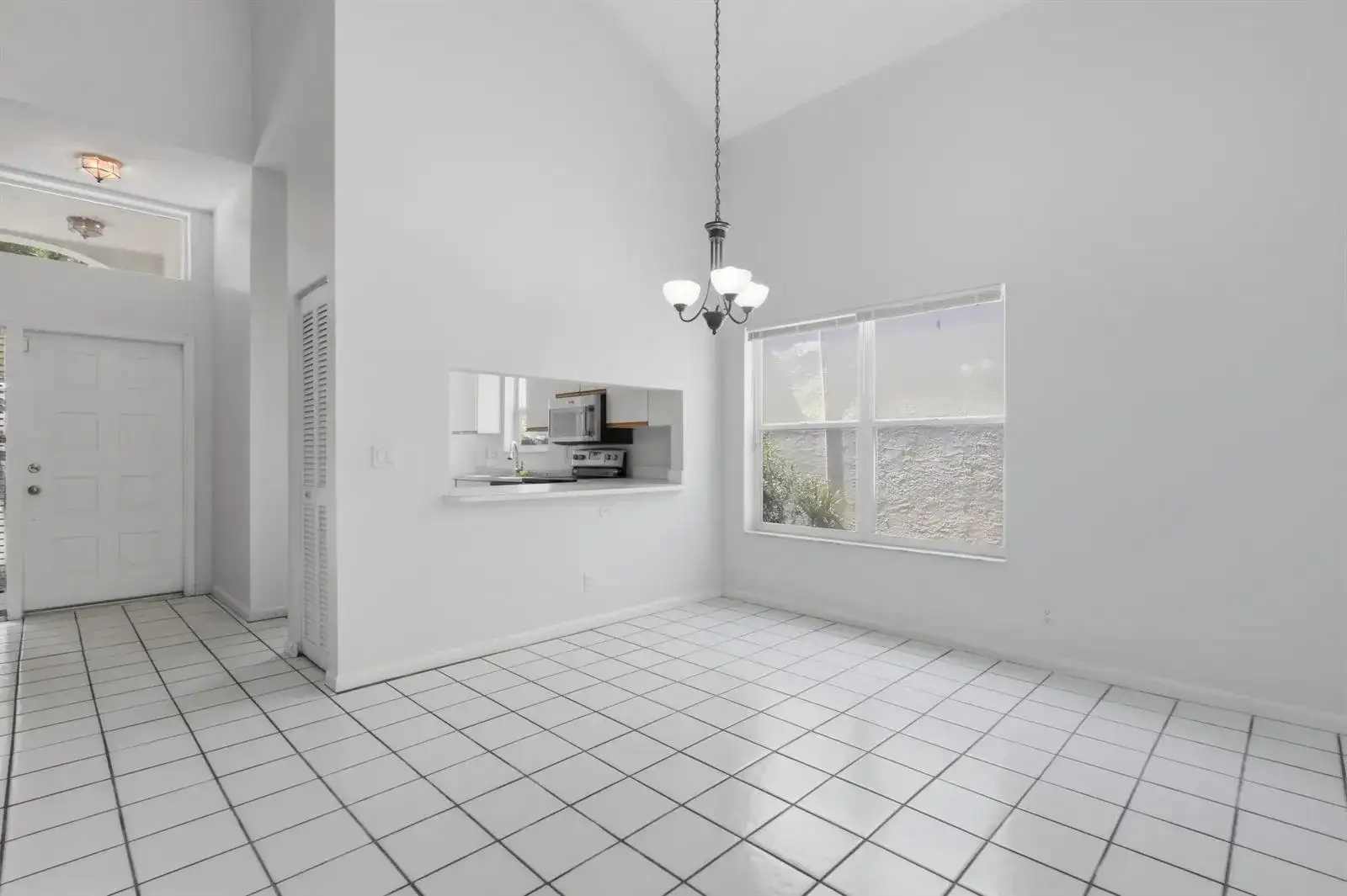 9516 NW 8TH Circle, Plantation FL 33324 photo 5