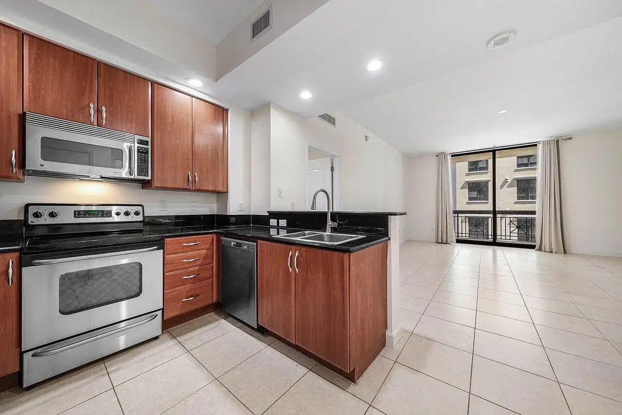 801 S Olive Avenue # 717, West Palm Beach FL 33401 photo 2