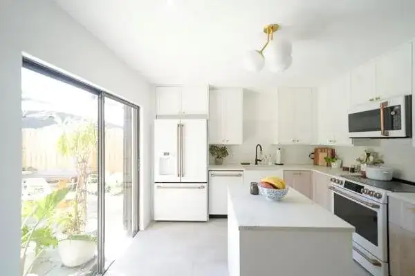 917 9TH Court, Palm Beach Gardens FL 33410