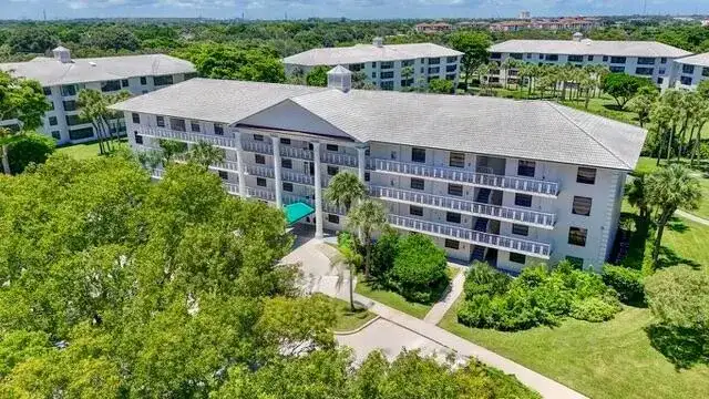 3635 Whitehall Drive # 302, West Palm Beach FL 33401 photo 5