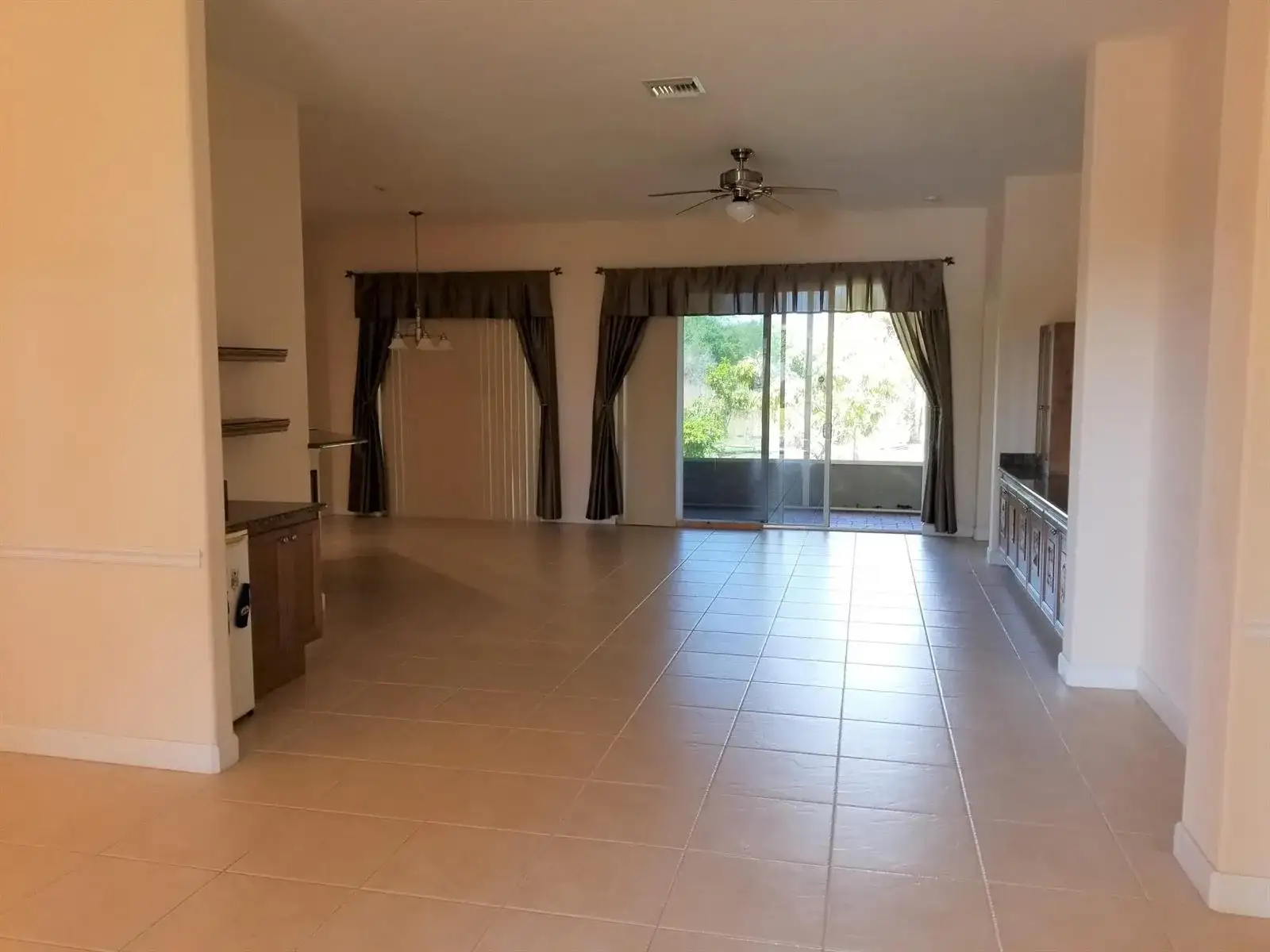 2024 SW DRIFTWOOD Street, Port St. Lucie FL 34953 photo 2