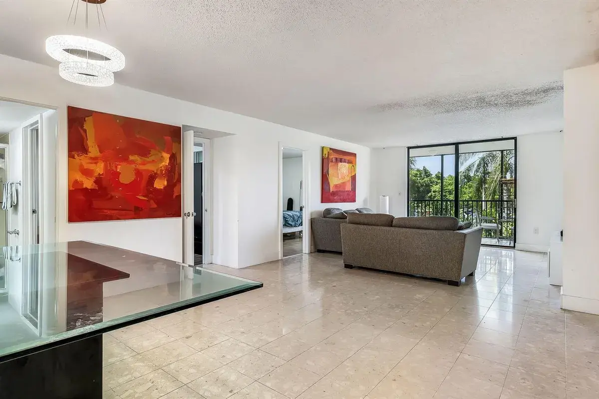 900 NE 195TH Street # 217, Miami FL 33179