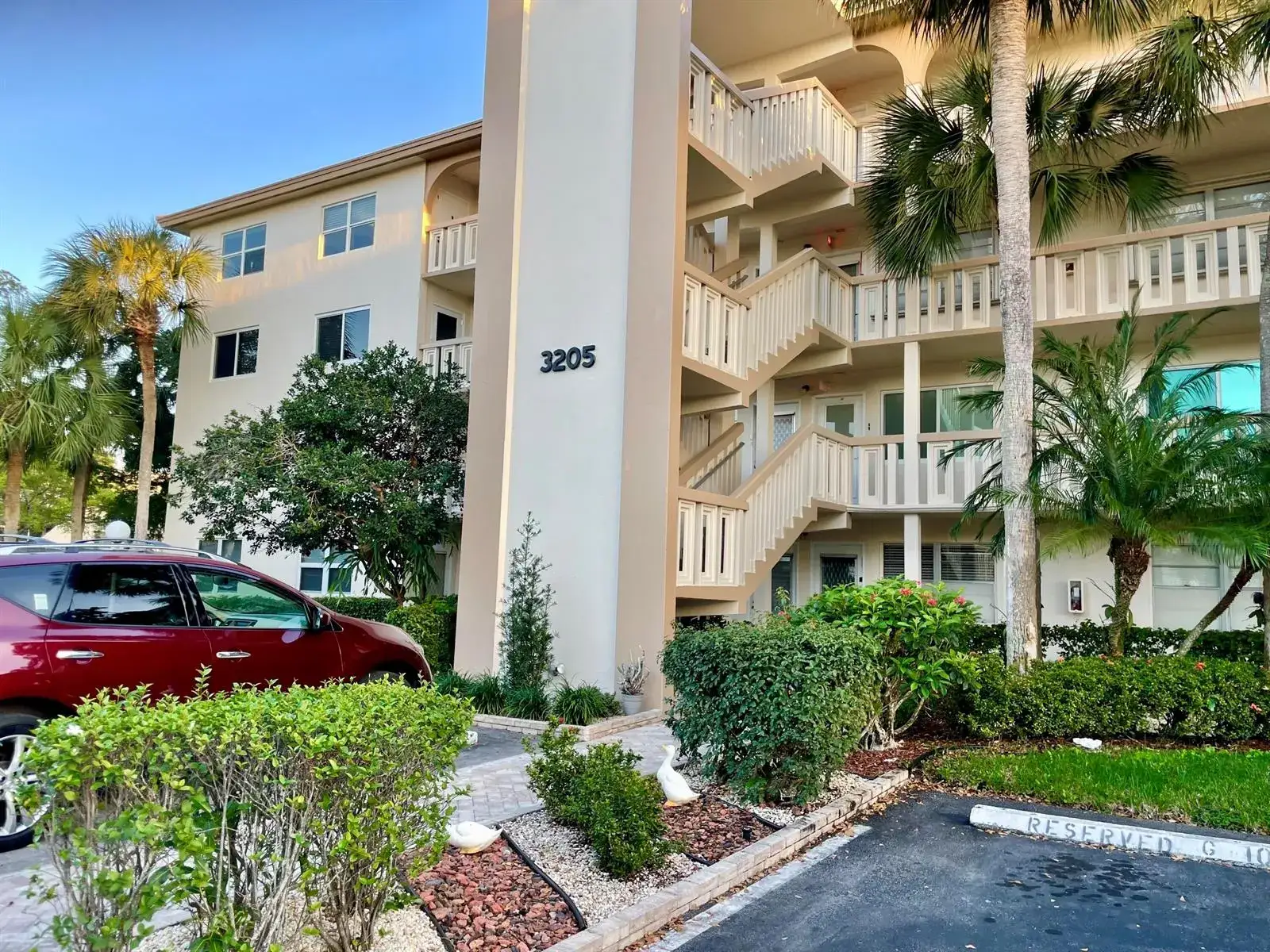 3205 Portofino Point # B4, Coconut Creek FL 33066