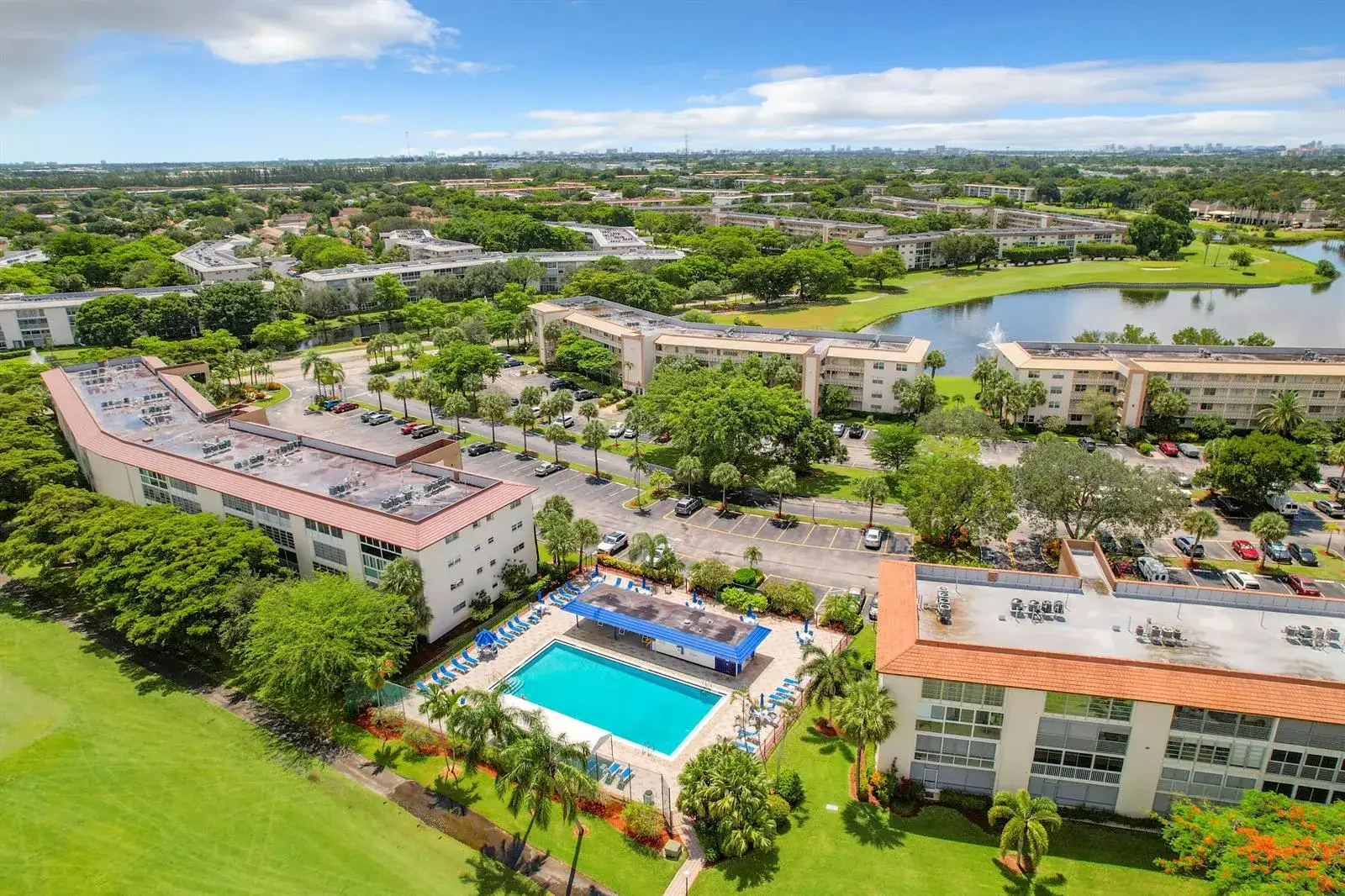 3205 Portofino Point # B4, Coconut Creek FL 33066 photo 3