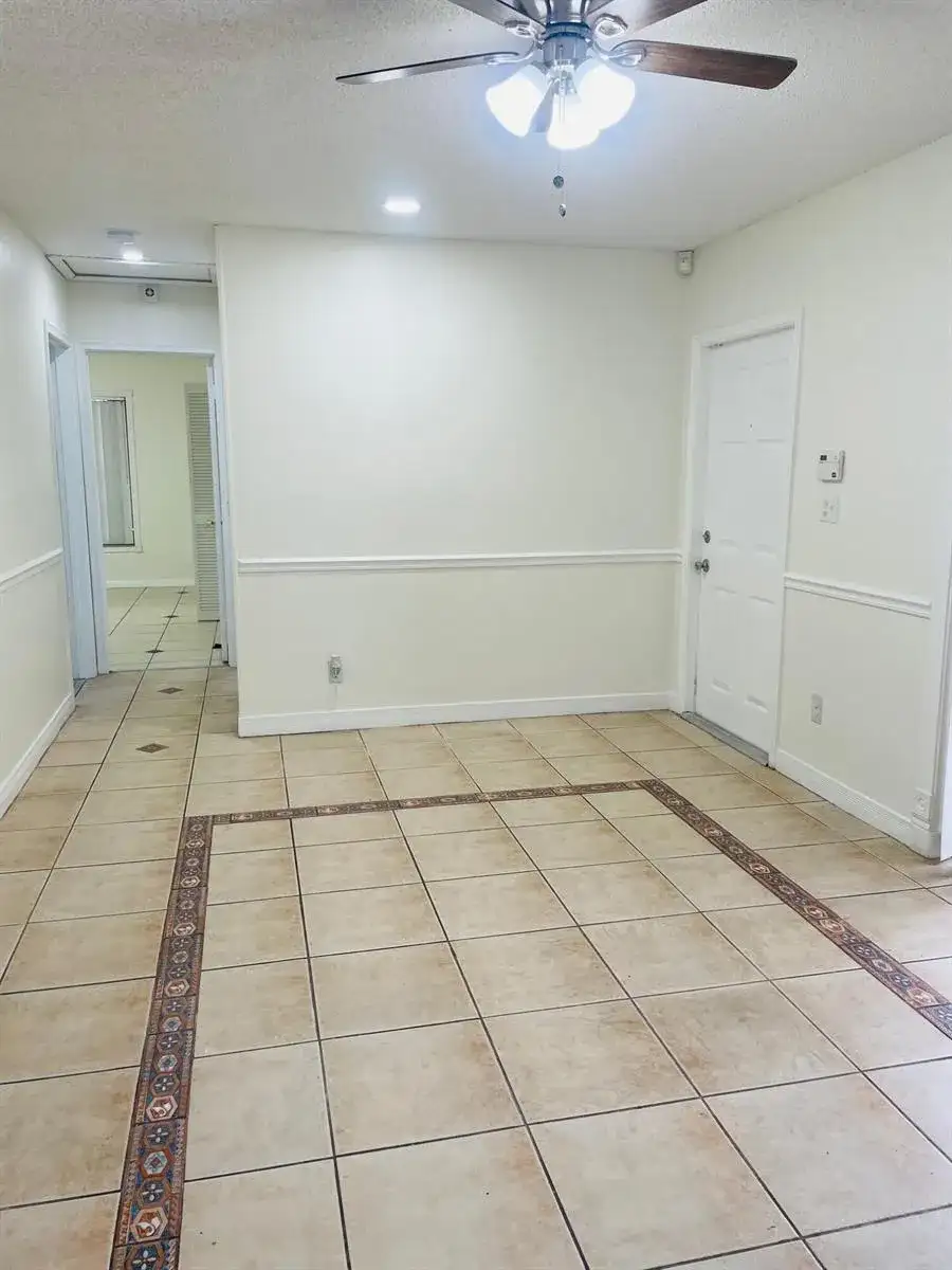 5318 Garden Hills Circle, West Palm Beach FL 33415 photo 5