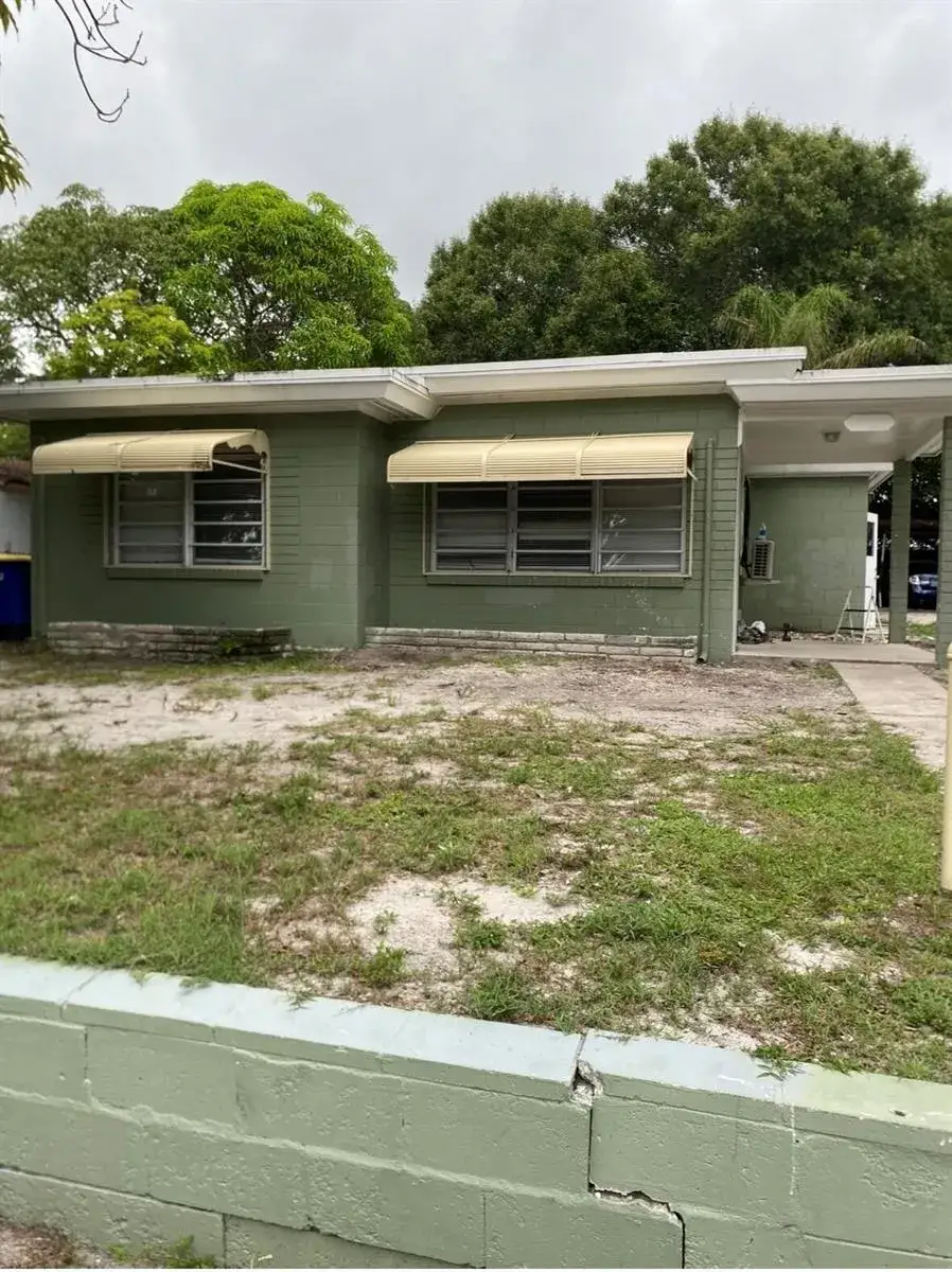 1025 CHIPOLA Road, Fort Pierce FL 34950