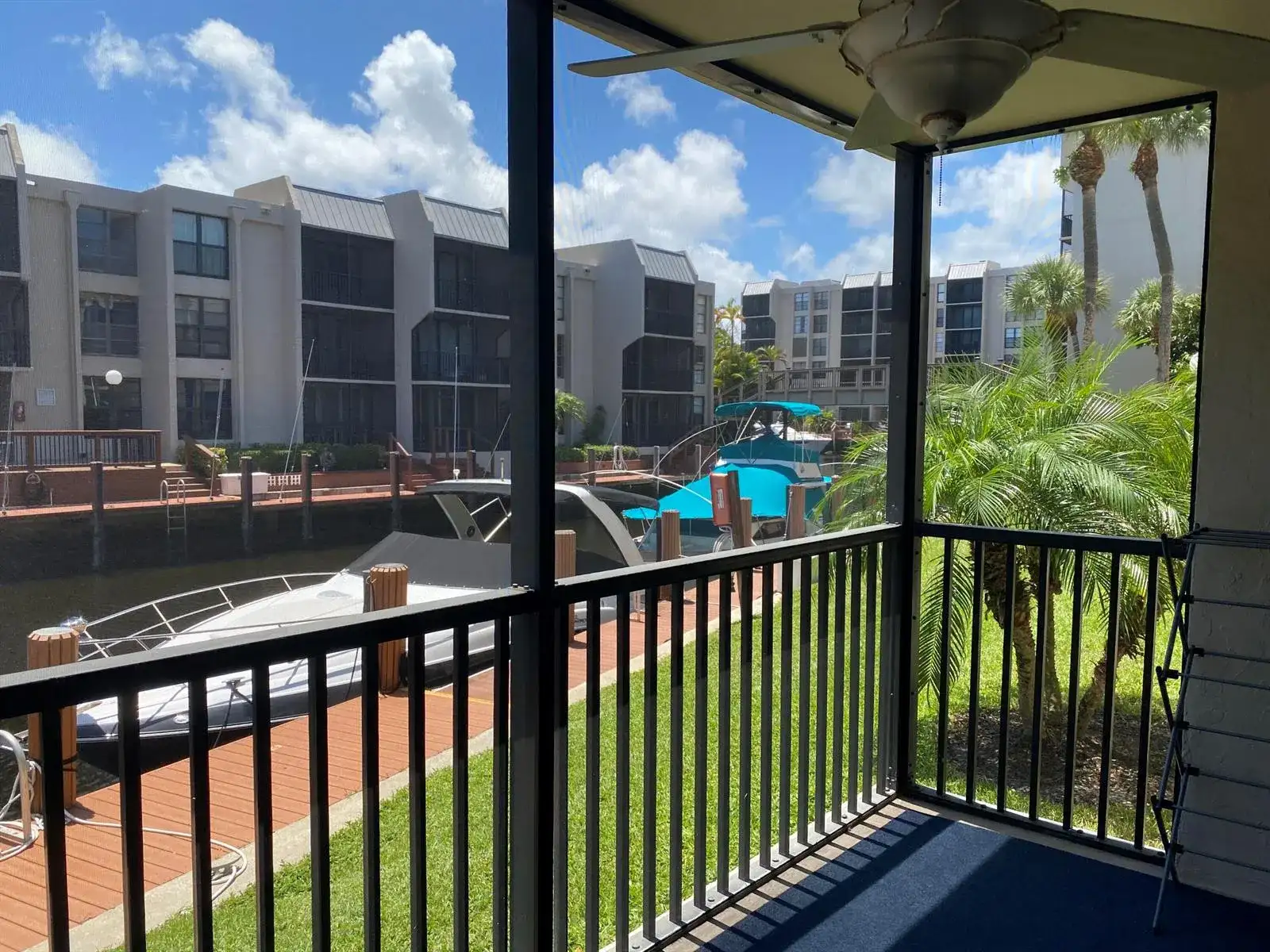 2 Royal Palm Way # 101, Boca Raton FL 33432 photo 4