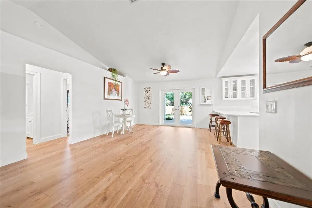 725 WENTWORTH Street, Sebastian FL 32958 photo 4