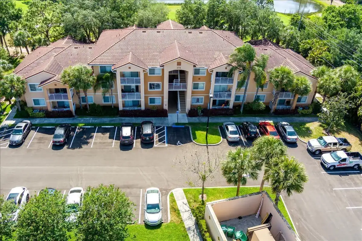 151 SW Palm Drive # 106, Port St. Lucie FL 34986