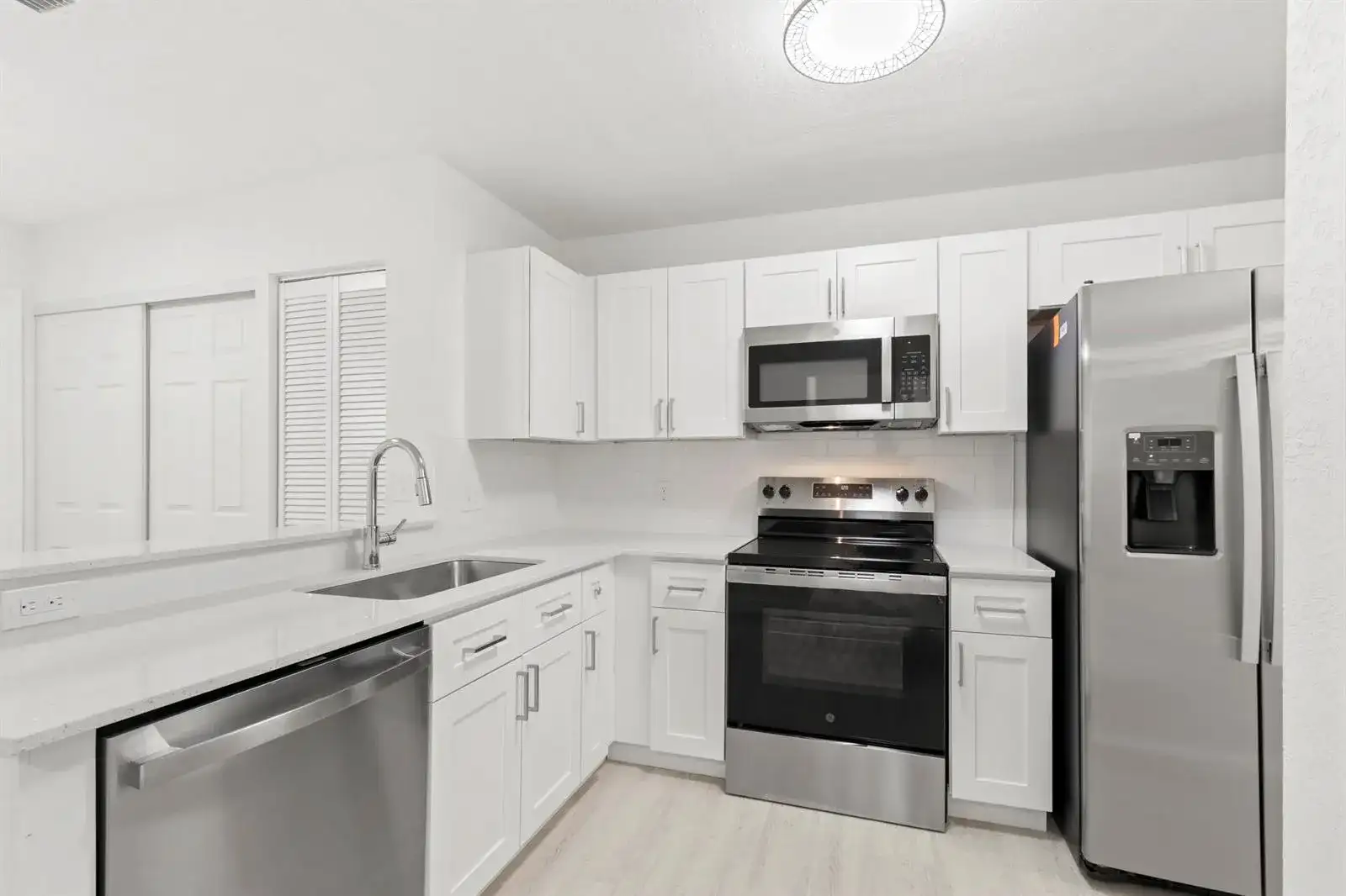 500 Crosswinds Drive # F1, FL 33413 photo 5