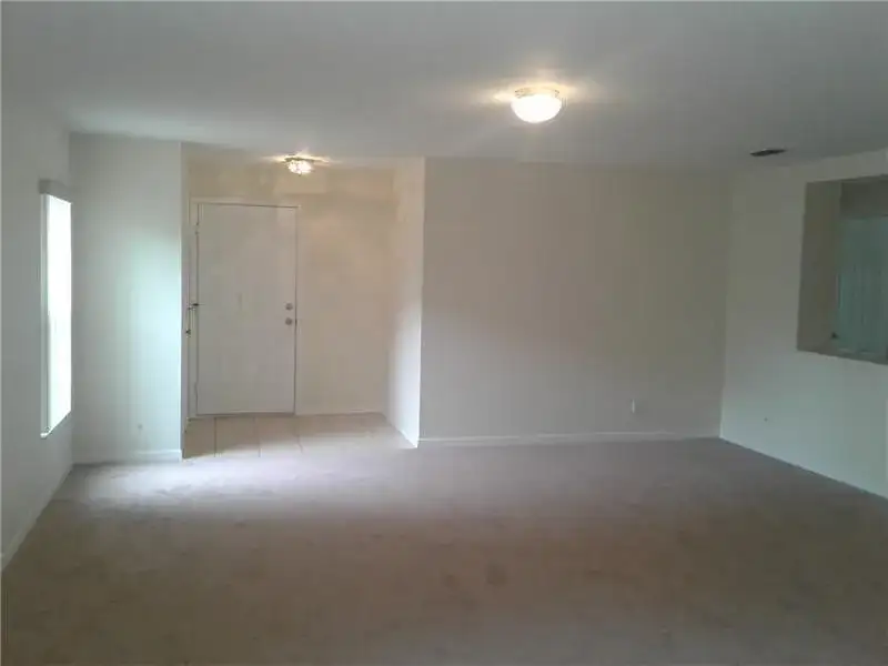 1752 SW Airoso Boulevard, Port St. Lucie FL 34984 photo 4