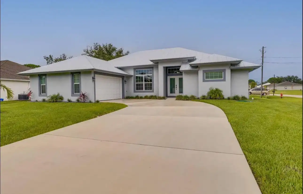 1701 SW CASCADE Road, Port St. Lucie FL 34953