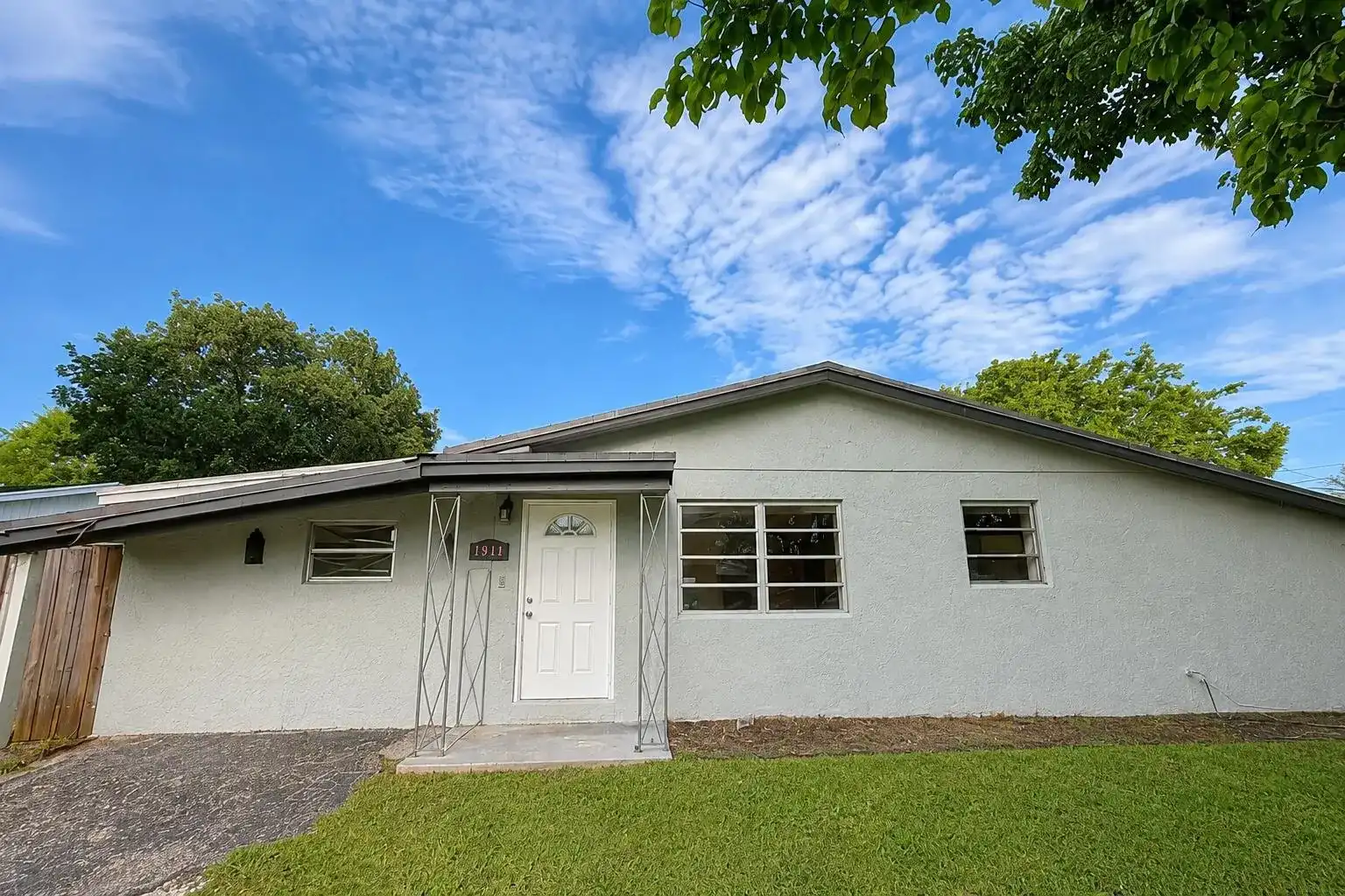 1980 SW 66TH Avenue, North Lauderdale FL 33068