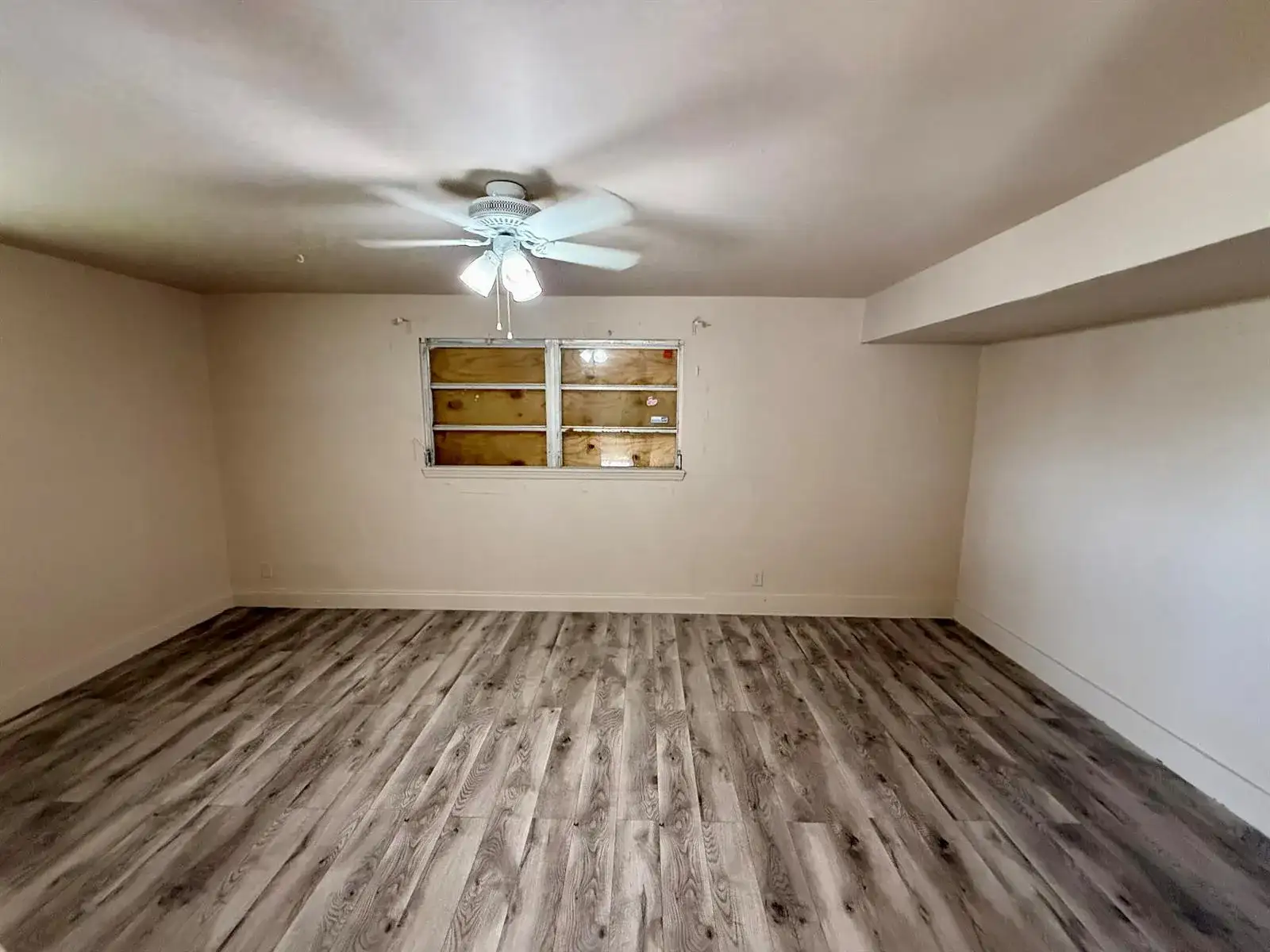1980 SW 66TH Avenue, North Lauderdale FL 33068 photo 4