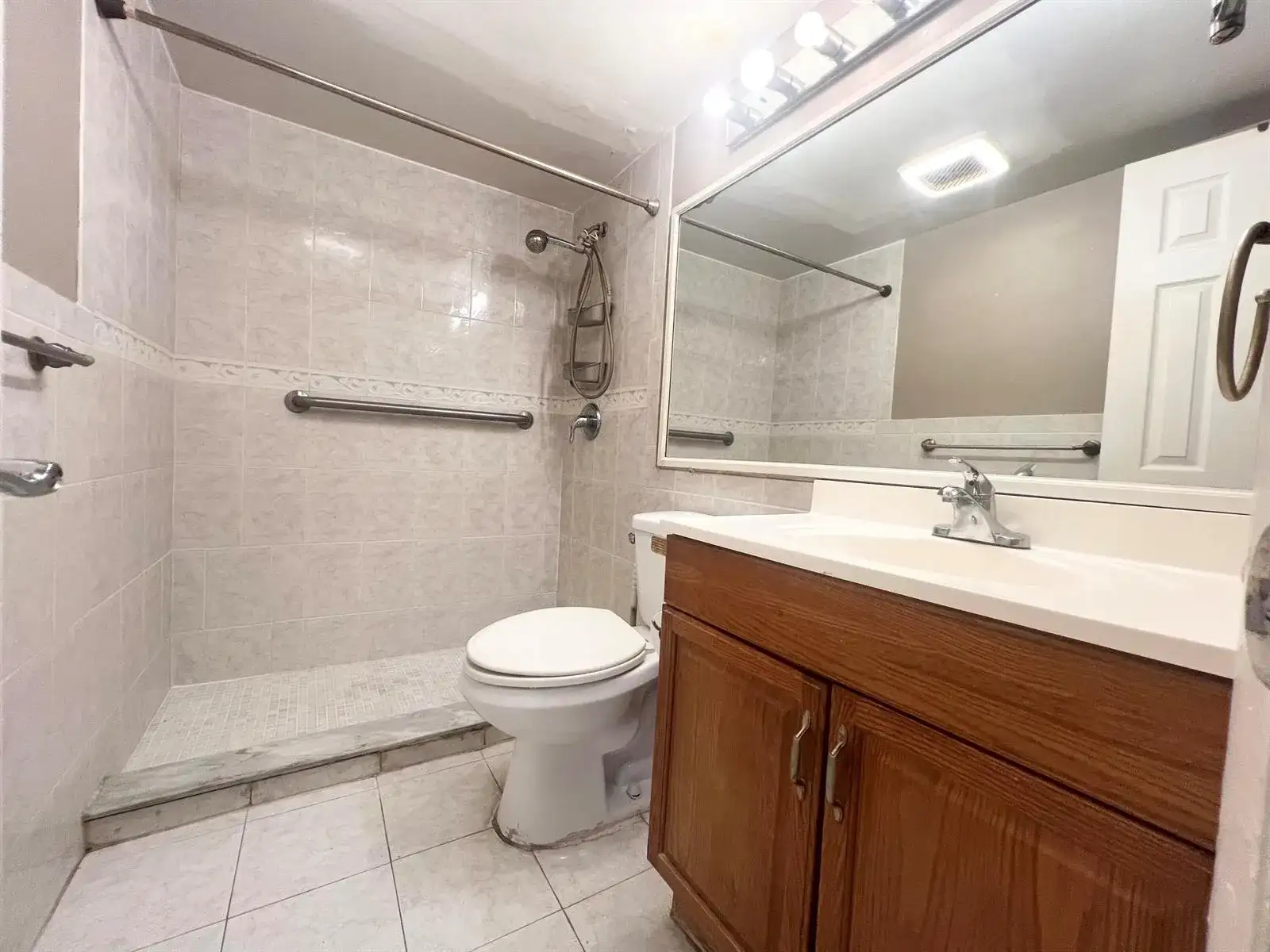 258 WINDSOR L # 258, West Palm Beach FL 33417 photo 5