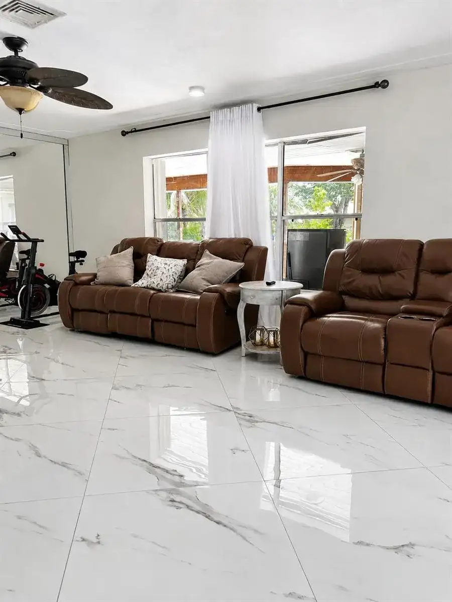 2644 NW 84TH Avenue, Coral Springs FL 33065 photo 4