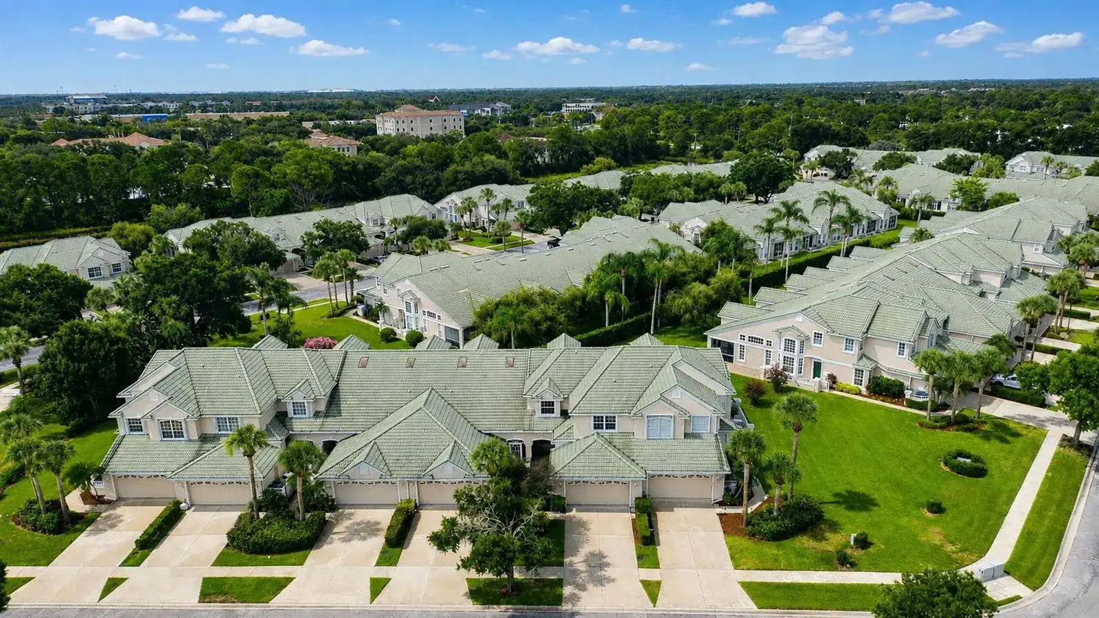 1580 SW Harbour Isles Circle, Port St. Lucie FL 34986 photo 2