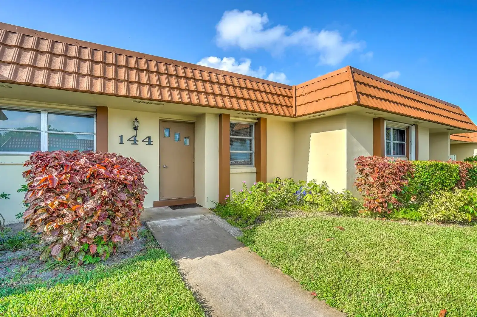 5780 FERNLEY Drive W # 144, West Palm Beach FL 33415