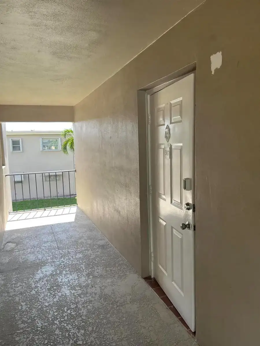 1250 Old Boynton Road # 317, Boynton Beach FL 33426 photo 3