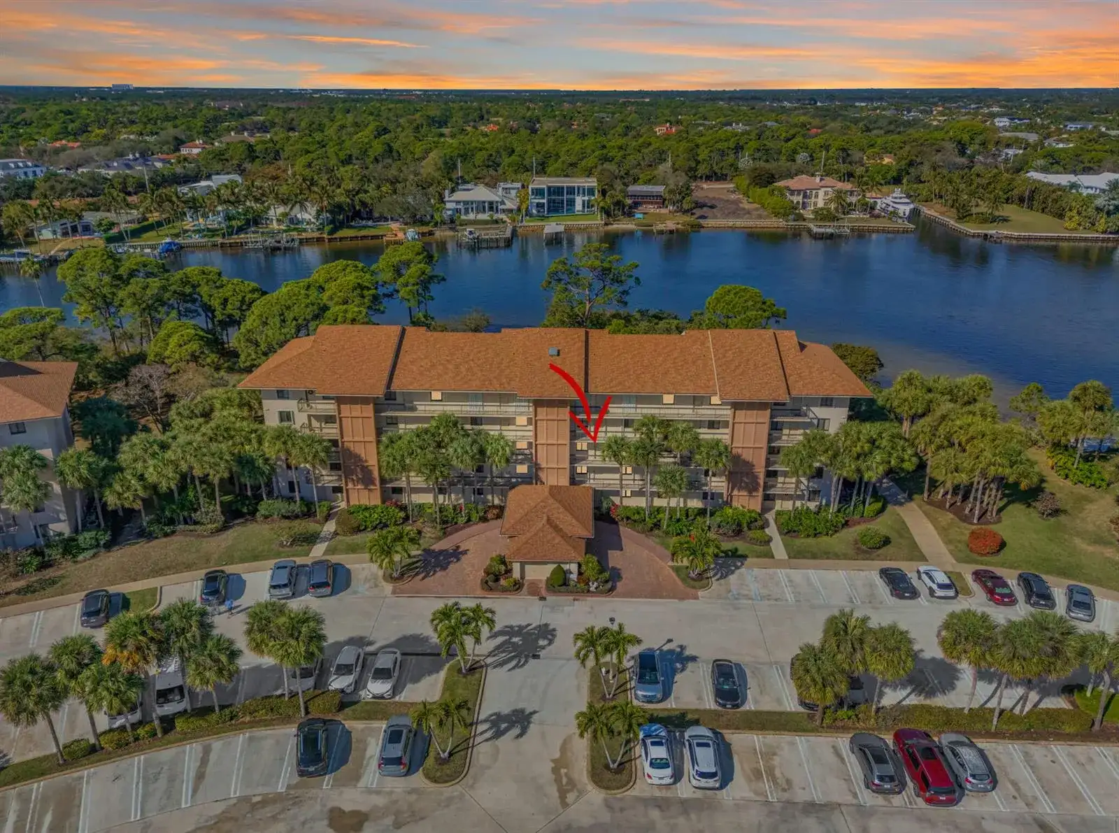 1901 MARINA ISLE Way # 304, Jupiter FL 33477 photo 2