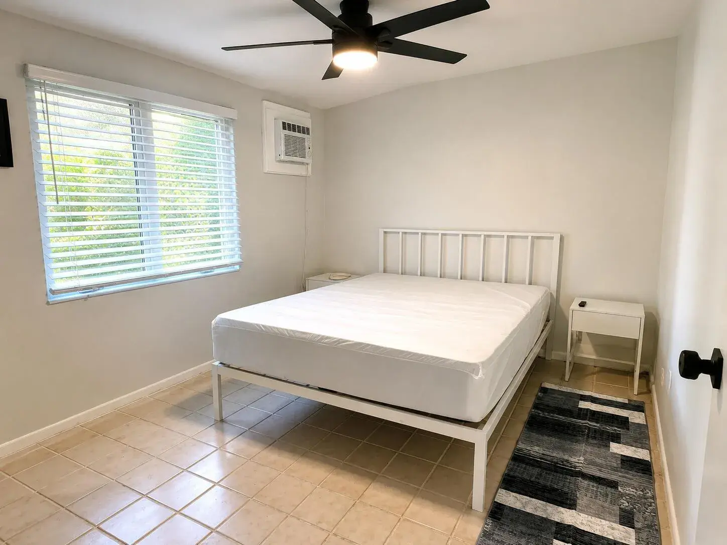 1716 NE 17TH Way, Fort Lauderdale FL 33305