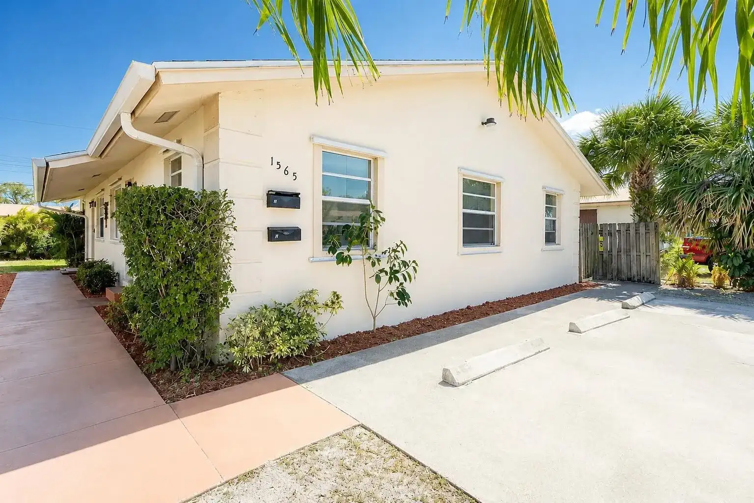 1565 W 28th Street REAR, West Palm Beach FL 33404 photo 5