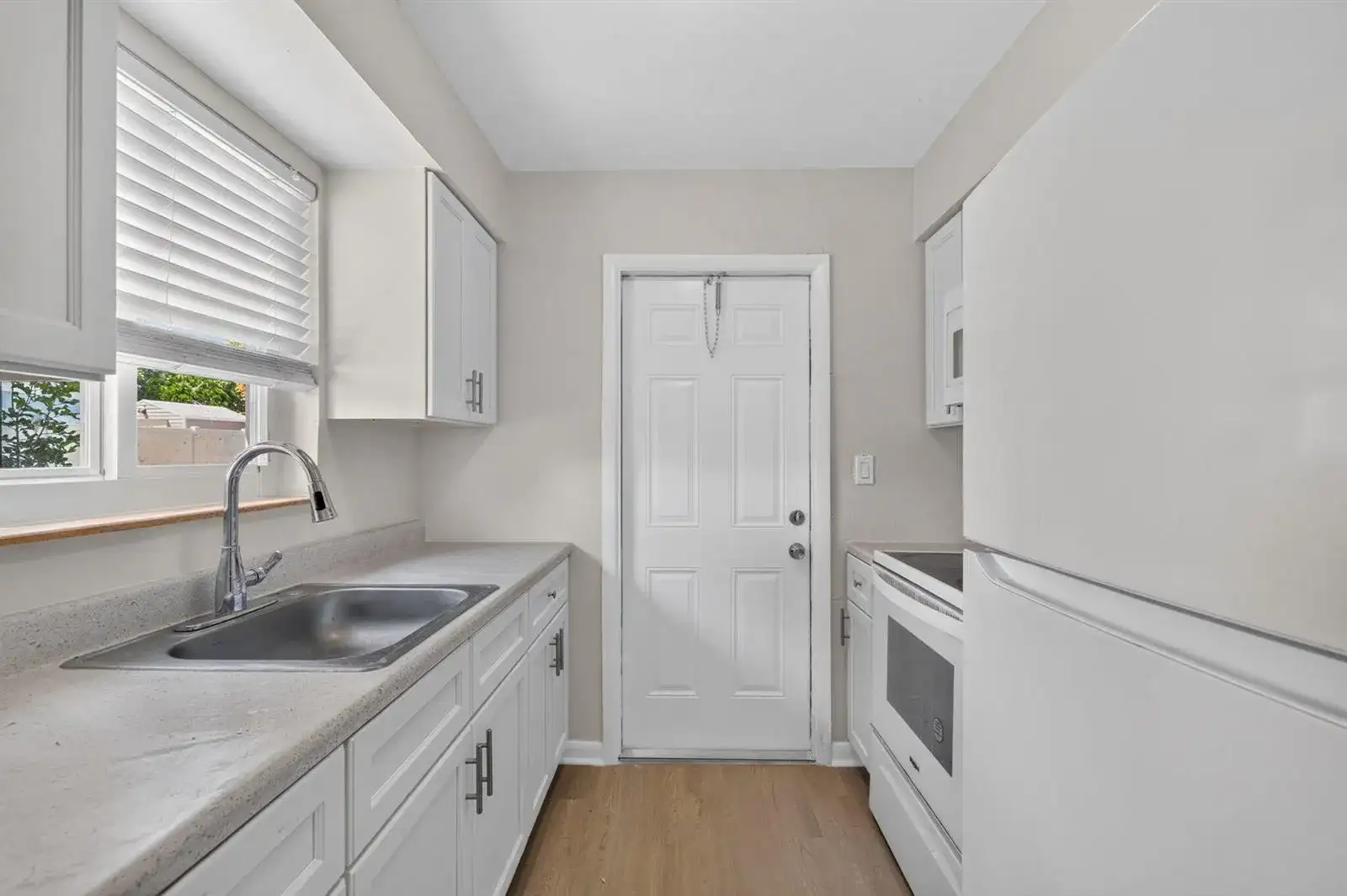 2961 NE 7th Avenue # B, Pompano Beach FL 33064 photo 2